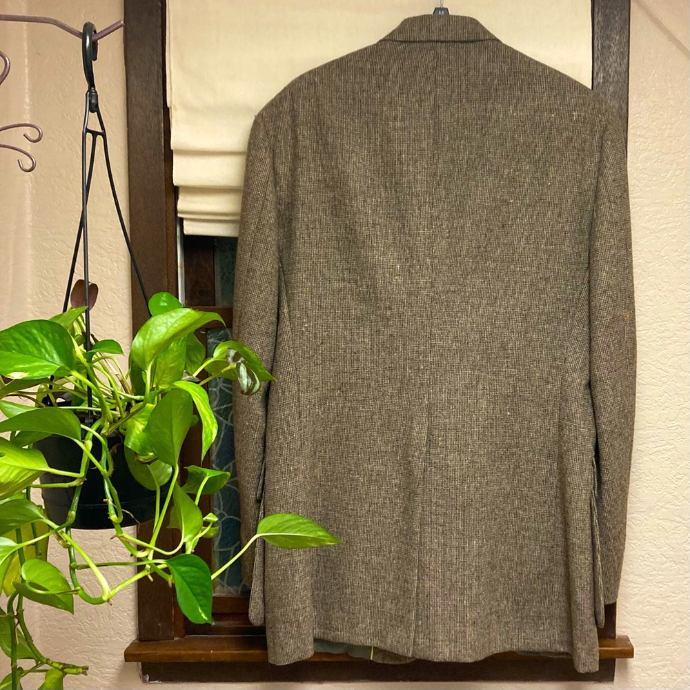 Vintage Austin Reed blazer, circa 1968-1976. Primarily brown & tan-wool(?) blend - Picture 3 of 13